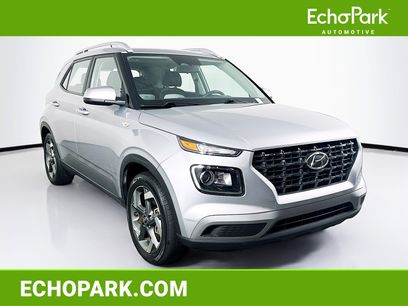 Used 2025 Hyundai Venue SEL