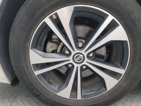 Used 2021 Nissan Sentra SV FWD image 31