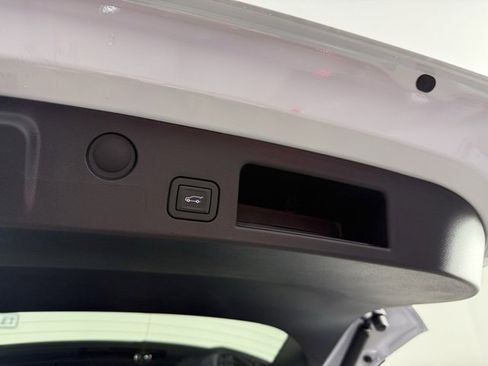 New 2026 Chevrolet Equinox RS image 12