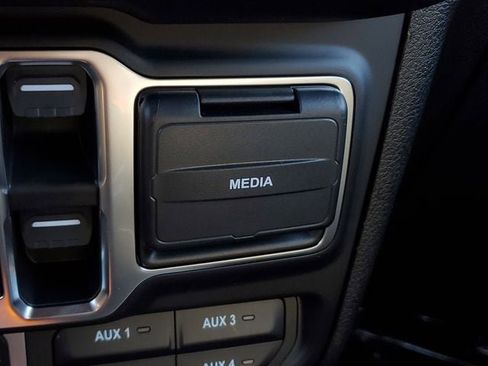 New 2026 Jeep Wrangler Unlimited Sport image 31