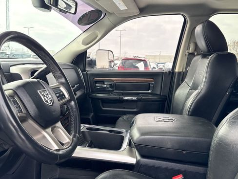 Used 2016 RAM 2500 Laramie w/ Convenience Group image 14