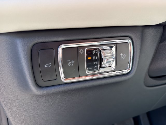 New 2027 Lincoln Aviator AWD image 24