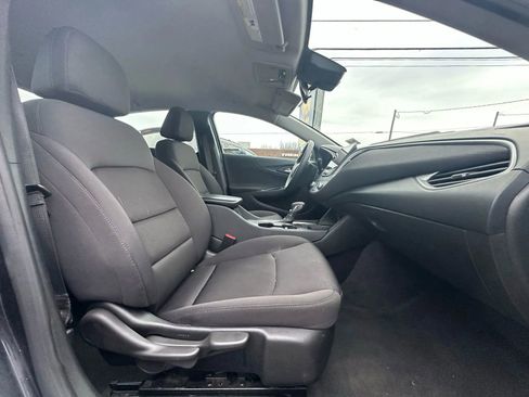 Used 2023 Chevrolet Malibu LT FWD image 14