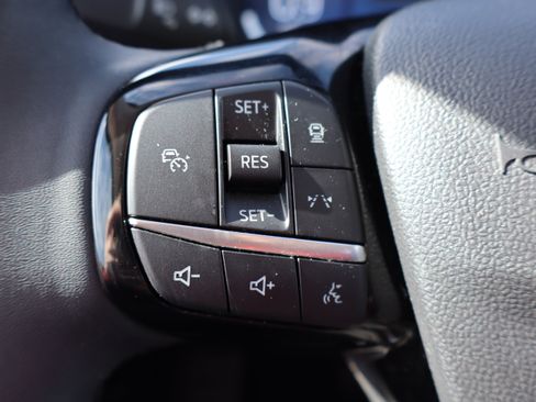 Used 2023 Ford Escape Platinum image 15