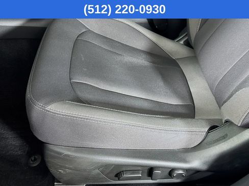 Used 2025 Subaru Crosstrek 2.5i Premium AWD/4WD image 23