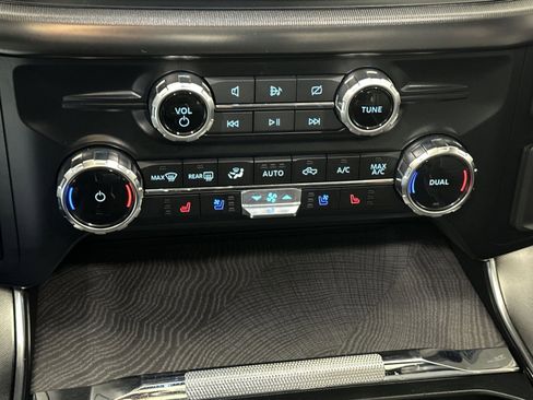 Used 2023 Ford F150 Platinum w/ Equipment Group 701A High image 27