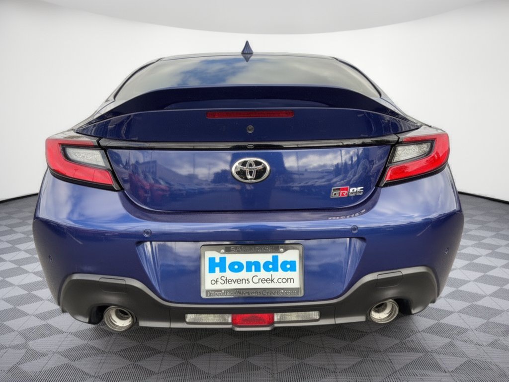 Used 2023 Toyota GR86 Premium w/ ALL Weather Mat Package (TMS) RWD image 11