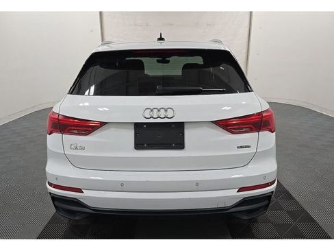Used 2019 Audi Q3 2.0T Premium Plus w/ Premium Plus Package AWD/4WD image 5
