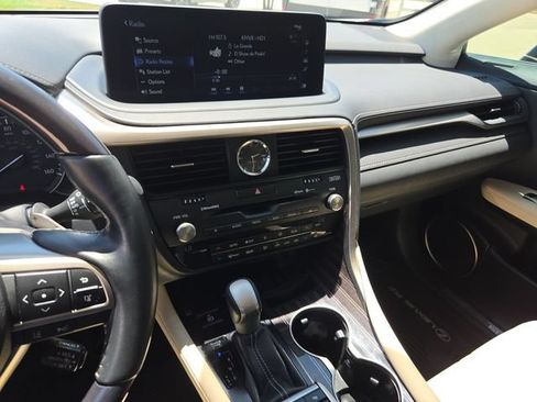 Used 2021 Lexus RX 450h AWD w/ Luxury Package image 11