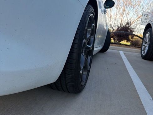 Used 2019 Alfa Romeo Giulia Ti Sport w/ Quick Order Package 22U Sport image 17