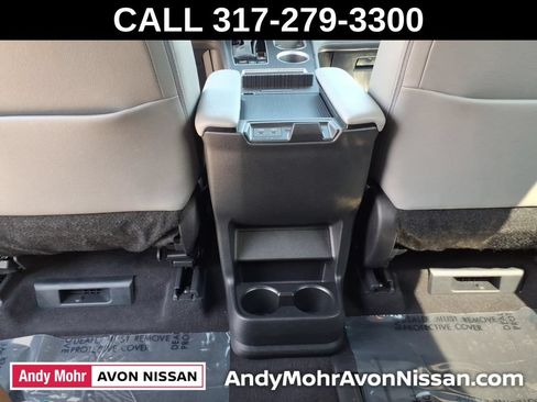 Used 2025 Toyota Sienna XLE FWD image 42