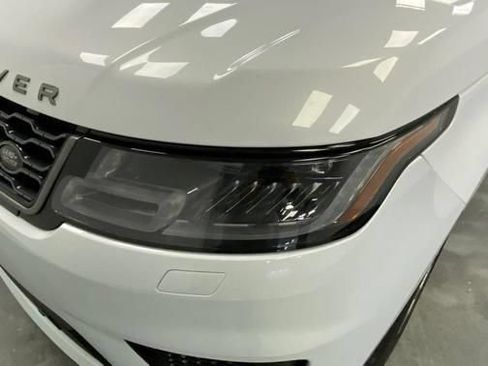 Used 2019 Land Rover Range Rover Sport Supercharged AWD/4WD image 12