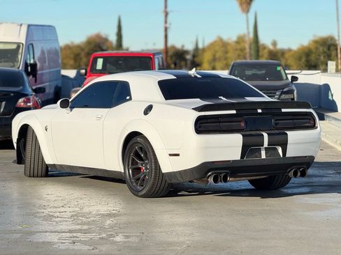 Used 2023 Dodge Challenger SRT Hellcat image 2