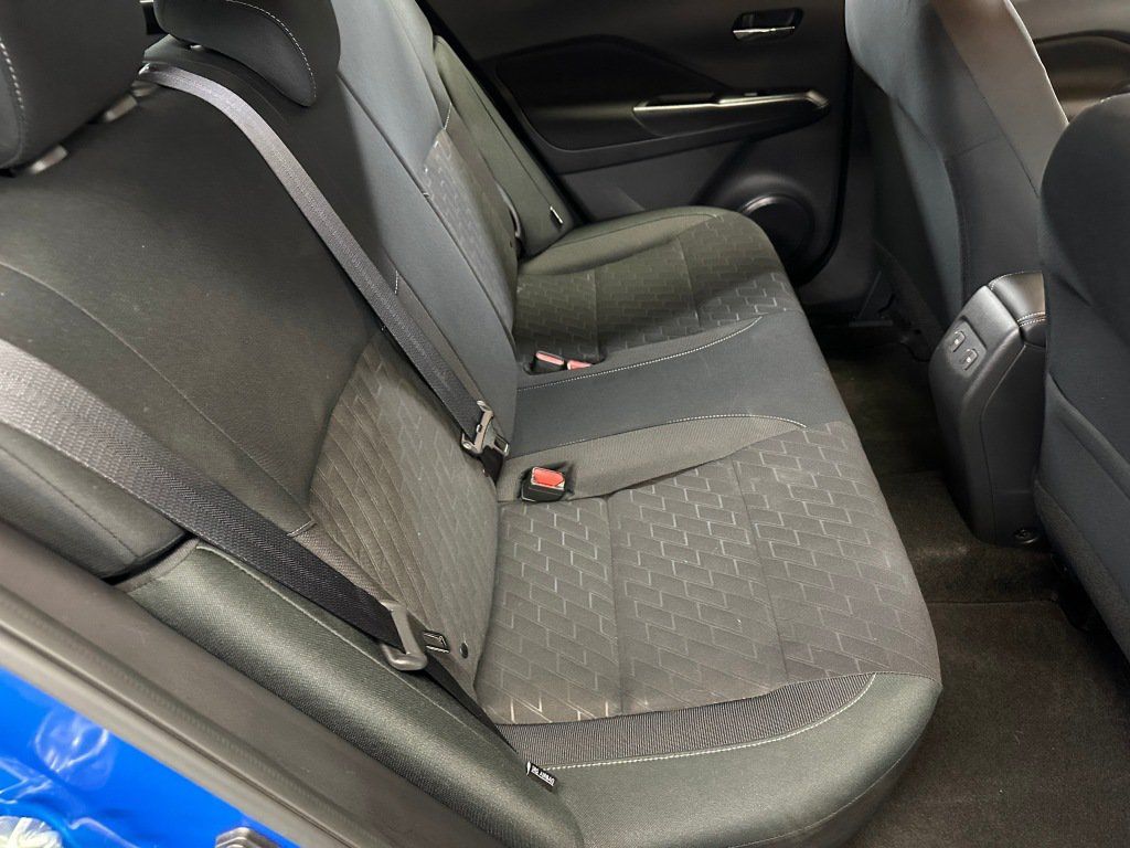 Used 2024 Nissan Kicks SV w/ Exterior Package FWD image 27