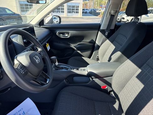 New 2026 Honda HR-V LX image 19