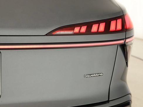 New 2026 Audi Q3 quattro 2.0T AWD/4WD image 31