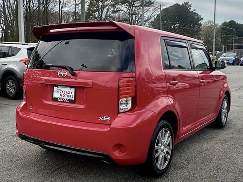 Used 2013 Scion xB Base 4dr Wagon 4A image 5