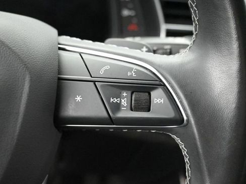 Used 2021 Audi Q8 Premium Plus w/ Premium Plus Package image 15