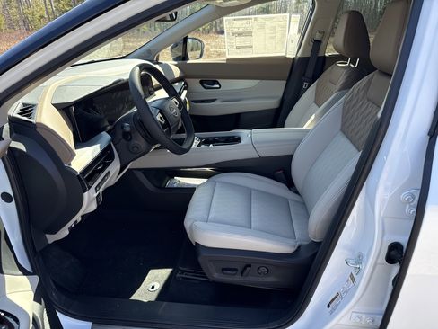 New 2026 Nissan Murano Platinum w/ Cargo Package AWD/4WD image 4