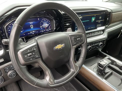 Used 2024 Chevrolet Silverado 1500 High Country w/ High Country Premium Package image 22