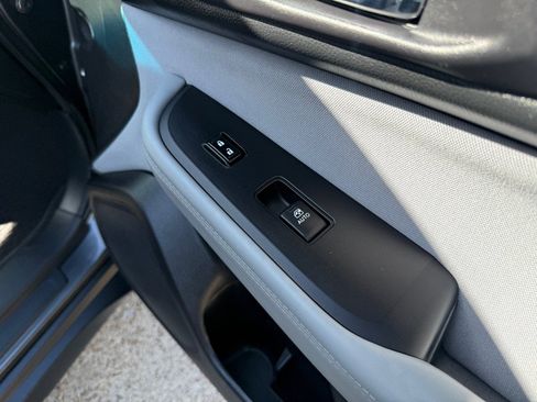 Used 2019 Subaru Outback 2.5i Premium image 24