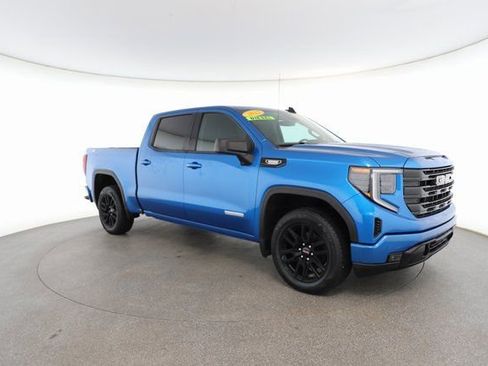 Used 2022 GMC Sierra 1500 Elevation w/ Preferred Package image 26