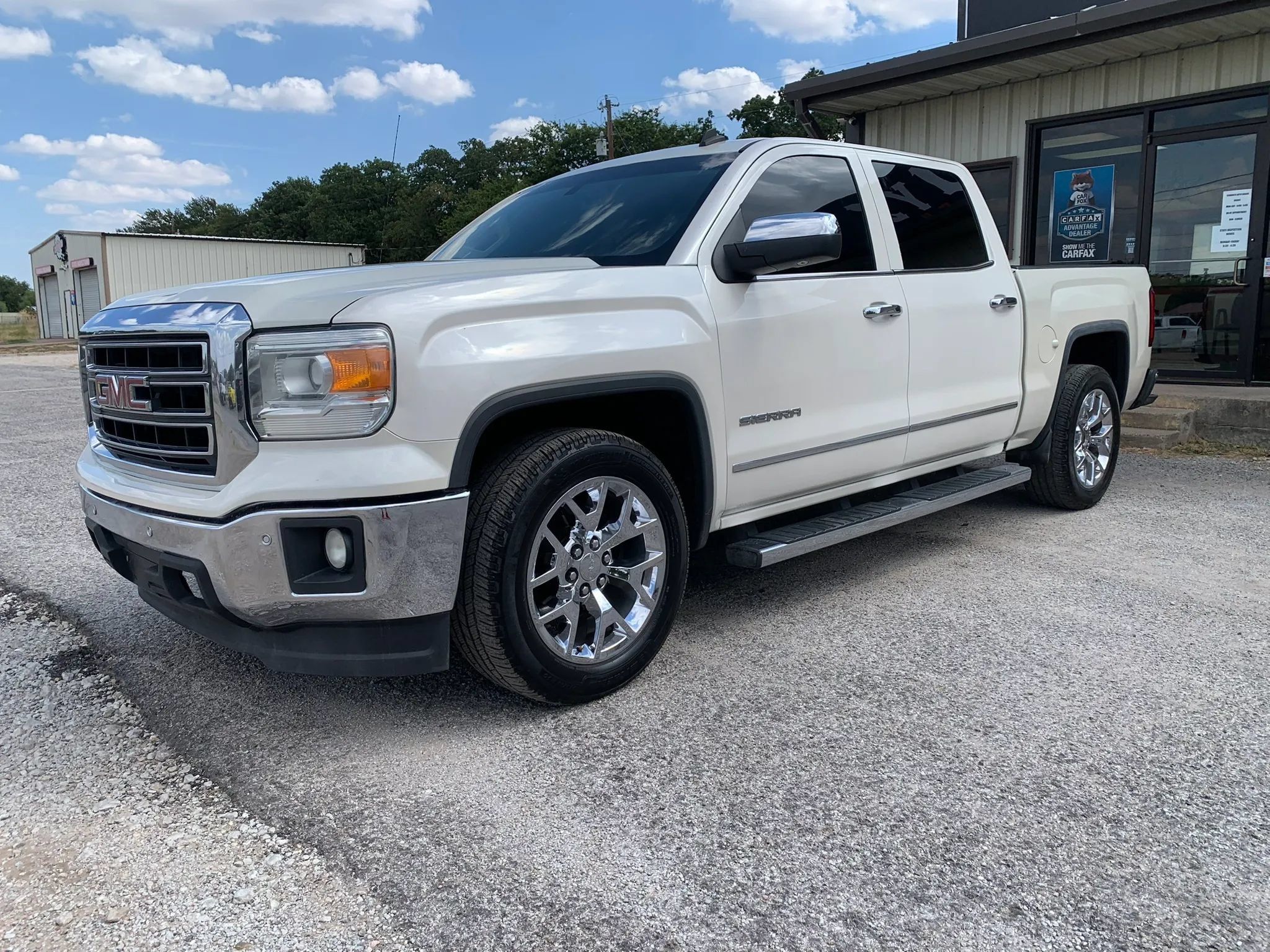 Used 2014 GMC Sierra 1500 SLT w/ SLT Crew Cab Value Package RWD image 3