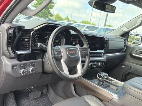 Used 2024 GMC Sierra 1500 SLT w/ SLT Premium Plus Package AWD/4WD image 10