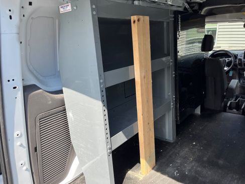 Used 2020 Ford Transit Connect XL FWD image 11