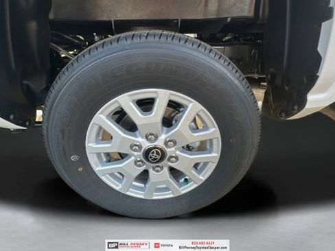 New 2026 Toyota Tacoma SR5 image 18