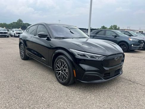 Used 2024 Ford Mustang Mach-E Premium AWD/4WD image 3