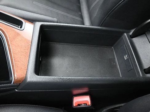 Used 2022 Audi A4 2.0T Premium image 24