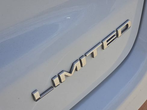 Used 2022 Jeep Compass Limited w/ Elite Group AWD/4WD image 13