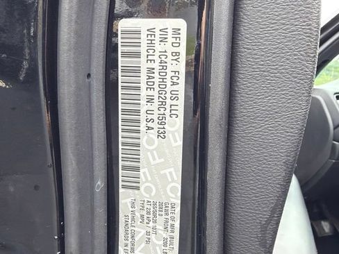 Used 2024 Dodge Durango GT RWD image 38