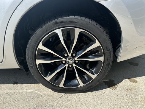 Used 2017 Toyota Corolla SE w/ Carpet Mat Package (TMS) FWD image 19