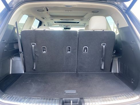 Used 2025 Kia Telluride SX image 7