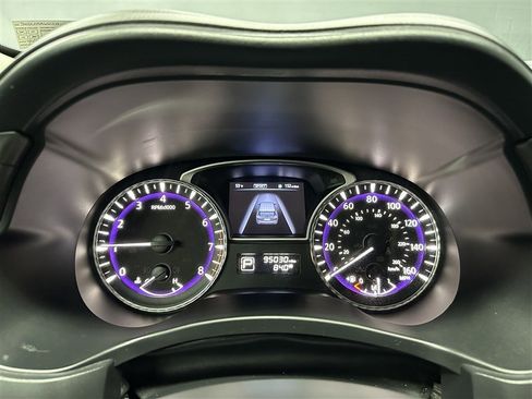 Used 2017 INFINITI QX60 AWD w/ Premium Package image 26