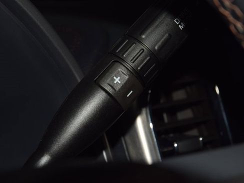 Used 2022 Ford F450 Platinum w/ FX4 Off-Road Package image 43