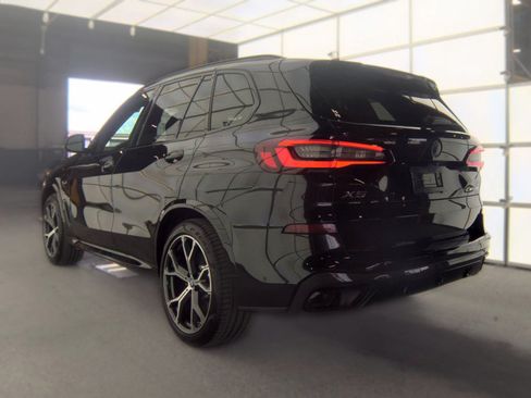 Used 2022 BMW X5 xDrive45e w/ M Sport Package AWD/4WD image 6