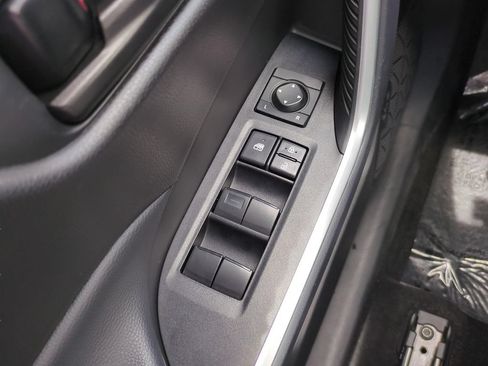 Used 2025 Toyota RAV4 LE FWD image 17