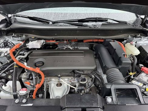 Used 2025 Honda CR-V Sport image 13