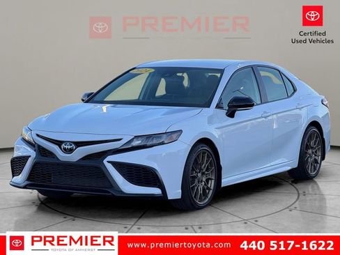 Certified 2024 Toyota Camry SE w/ Convenience Package image 1