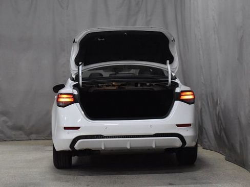 Used 2024 Nissan Sentra SV image 30