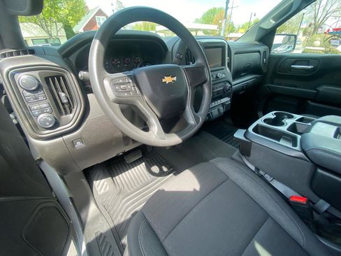 Used 2024 Chevrolet Silverado 1500 W/T w/ WT Safety Package AWD/4WD image 9
