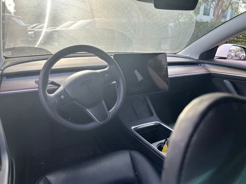 Used 2023 Tesla Model 3 Standard Range RWD image 4