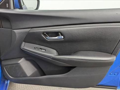 Used 2025 Nissan Sentra SV image 22