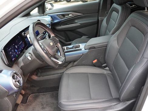 Certified 2024 Chevrolet Equinox EV LT AWD/4WD image 4