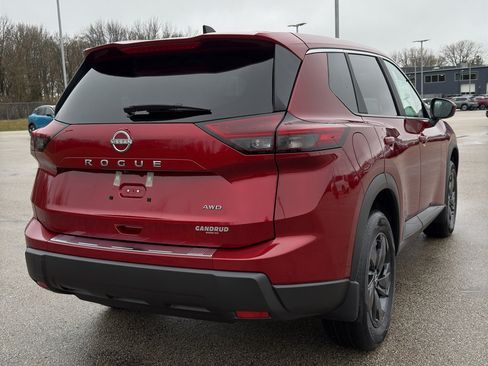 New 2026 Nissan Rogue SV w/ Cold Weather Package AWD/4WD image 5