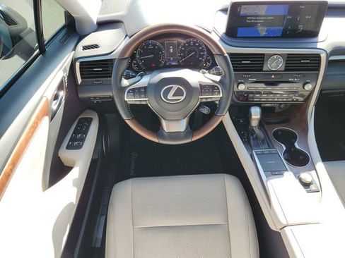 Used 2022 Lexus RX 350L FWD w/ Premium Package image 17