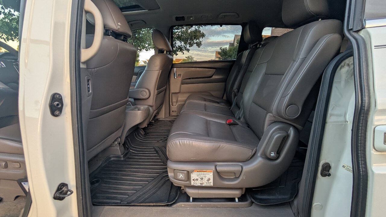 Used 2014 Honda Odyssey EX-L image 17